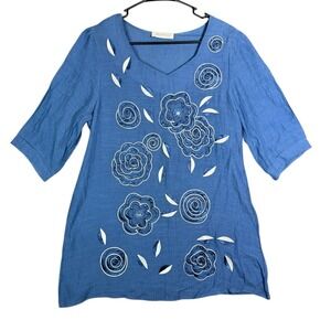 Max Mara Tunic Top Women's Small Medium Blue Short Sleeve Embellished Flower